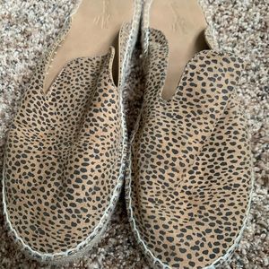 Animal print espadrille mules